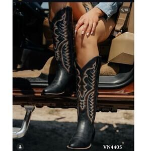 NWT NO BOX Justin leather tall Evelyn boots sz 7.5